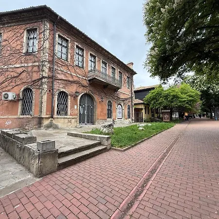 Smile Old With Free Parking And Sea View Apartment *