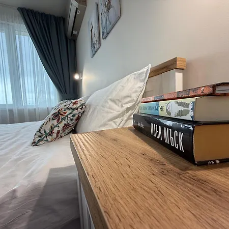 Smile Old With Free Parking And Sea View