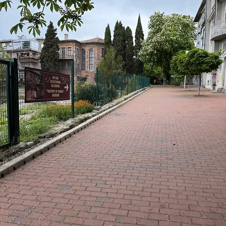 Smile Old With Free Parking And Sea View Lejlighed Varna