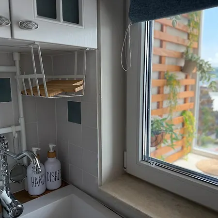 Smile Old With Free Parking And Sea View Varna