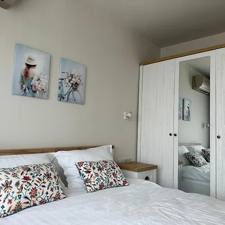 Lejlighed Smile Old With Free Parking And Sea View Varna